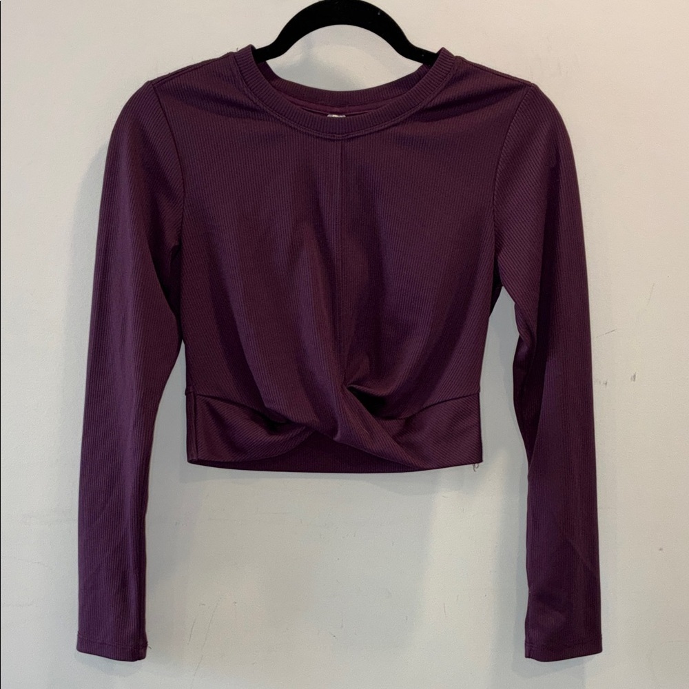 Marika Hortensia Twist Front Long-Sleeve Crop Top Plum Purple Size M